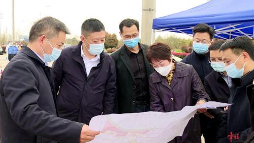 周其红督导调研疫情防控、乡村振兴工作