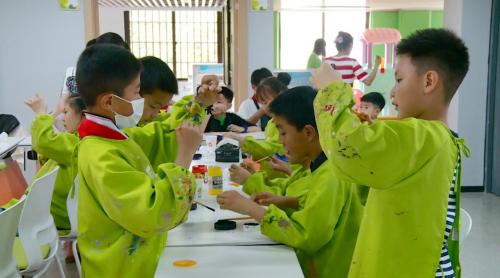 荷花社区：缤纷活动点亮“六一”