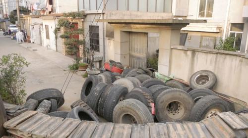 城郊环境卫生亟待整治