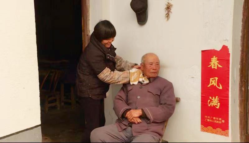 18f9747c9aa4cbeaefeec73bdad84a05.jpg 18f9747c9aa4cbeaefeec73bdad84a05.jpg