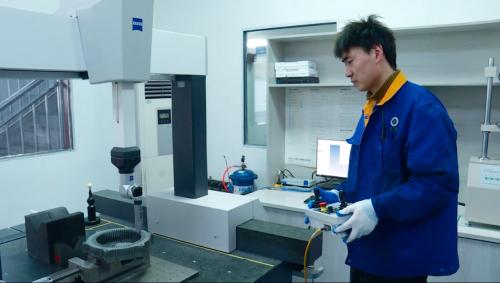 用心纾困解难　助企蓄势升级