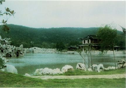 极洞外景长乐园